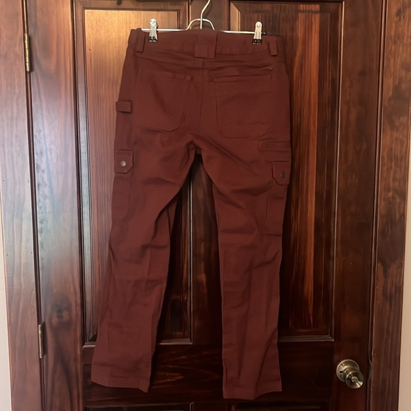Women’s Duluth Flex Fire Hose Slim Leg Cargo Pants, size 6/29, red oak color. - Picture 3 of 4